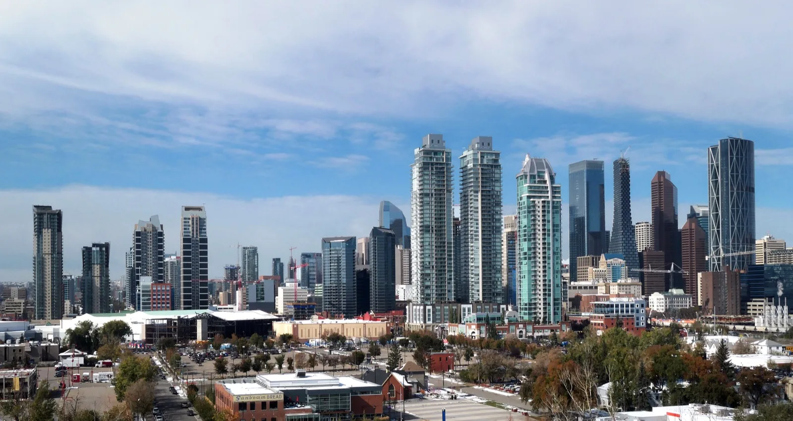 Skyline of a Canadian city, representing Canada's capital markets