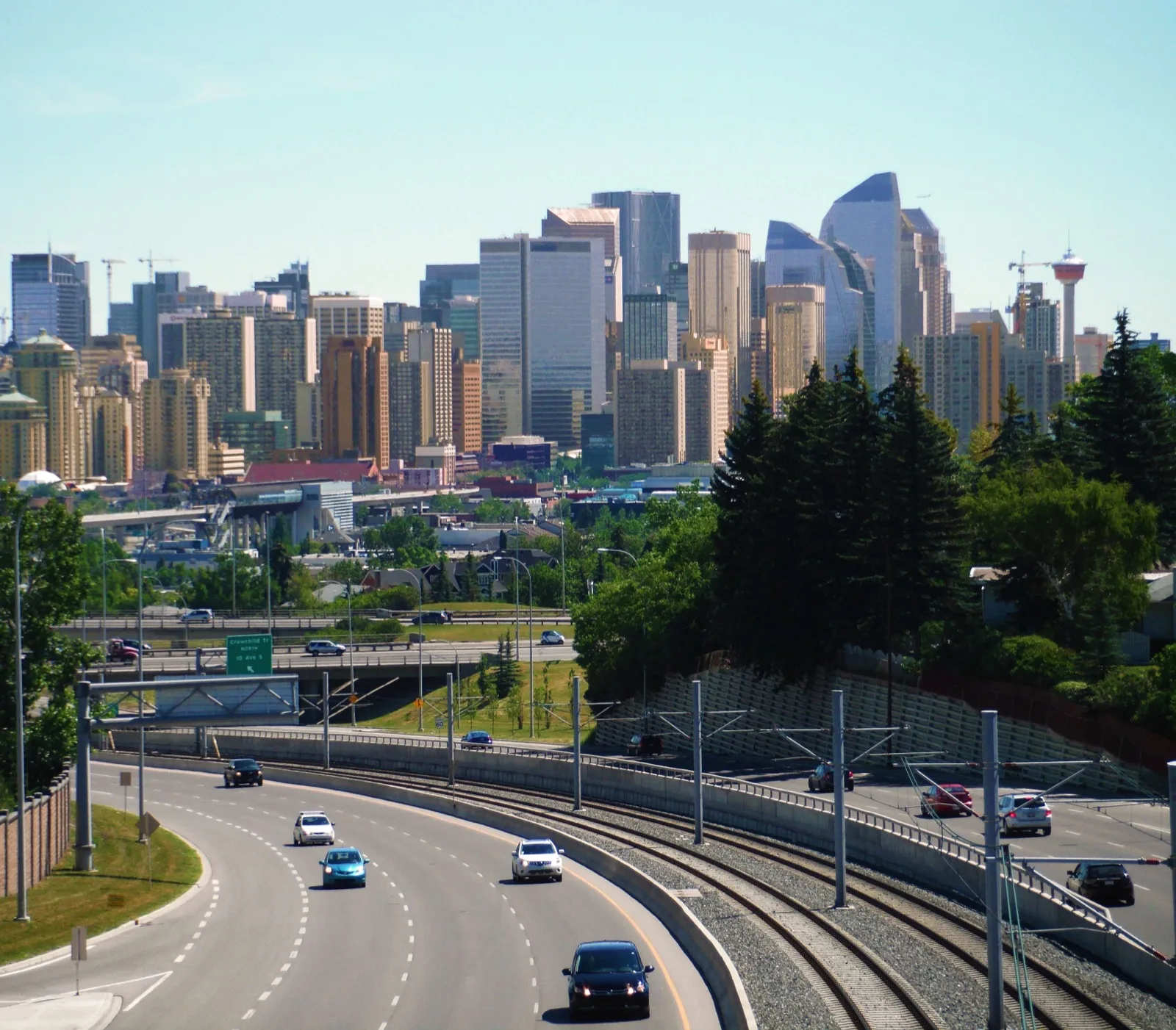Calgary Skyline 2015 JPG