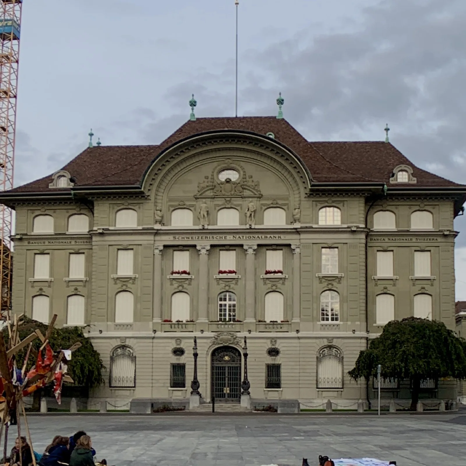 Das Gebäude der SIX Swiss Exchange in Zürich, dem Sitz der Schweizer Börse, an der öffentliche Übernahmeangebote reguliert werden