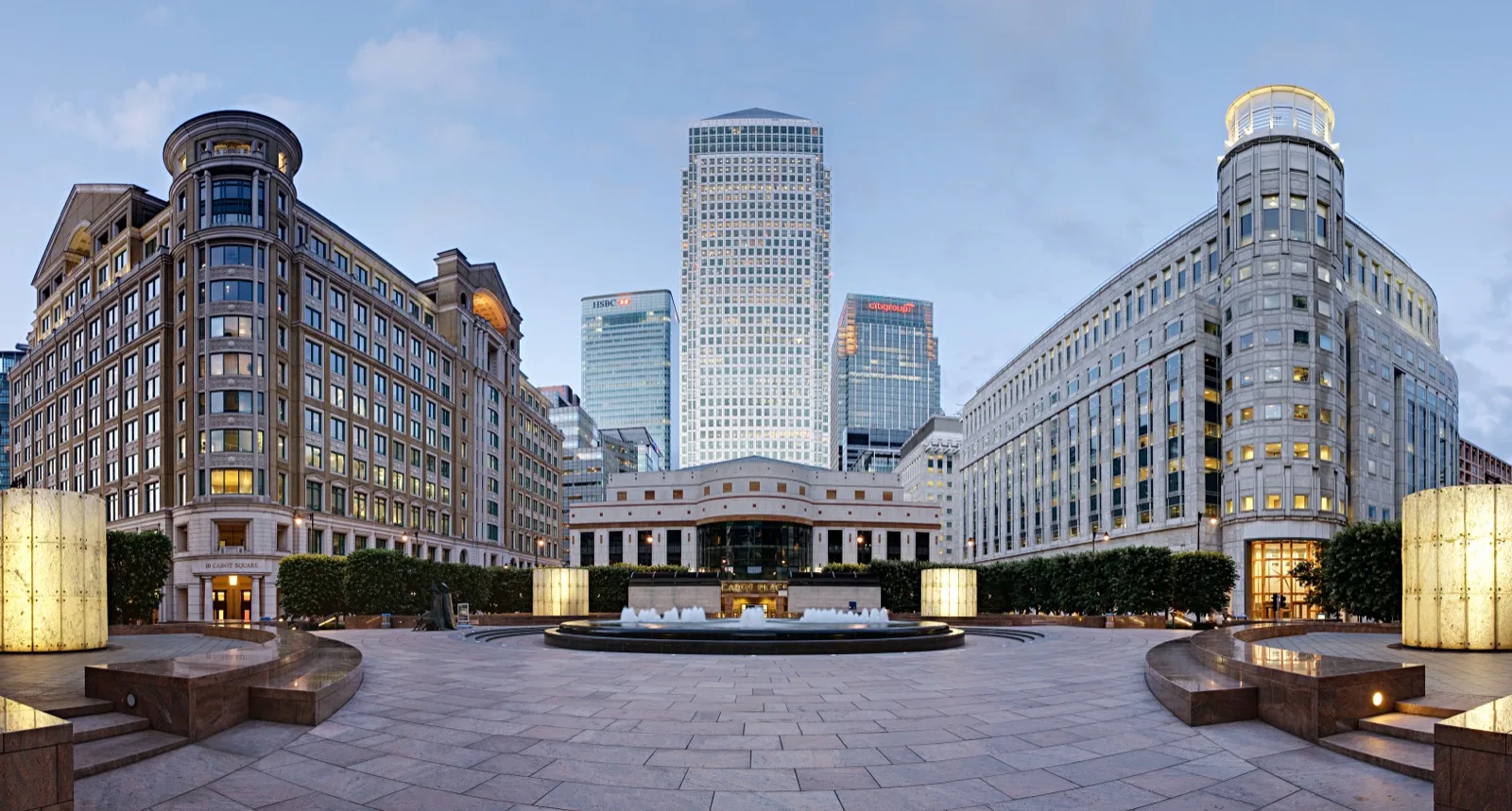 Cabot Square, Canary Wharf June 2008